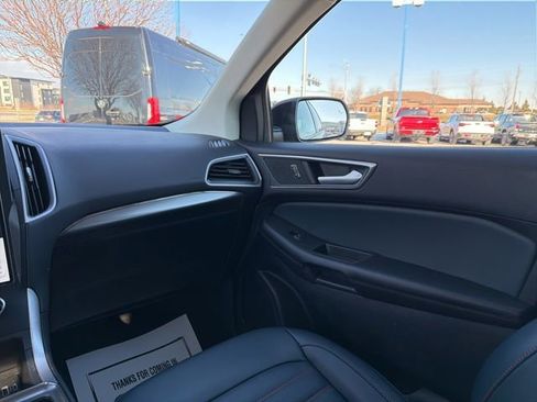 Certified 2024 Ford Edge SEL w/ Sport Appearance Package image 17