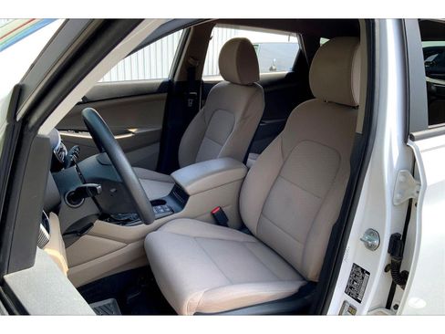 Used 2020 Hyundai Tucson Value AWD/4WD image 22