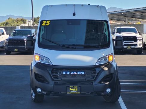 Used 2025 RAM ProMaster 2500 w/ Crew Van Package FWD image 2