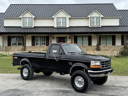Used 1997 Ford F350 4x4 Regular Cab image 1