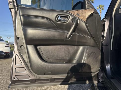 Used 2022 INFINITI QX80 Premium Select w/ Cargo Package image 19