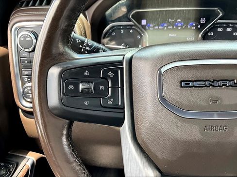 Used 2022 GMC Sierra 1500 Denali w/ Denali Premium Package AWD/4WD image 24