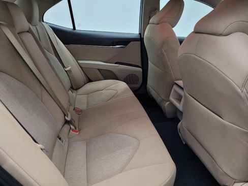 Used 2023 Toyota Camry LE image 19