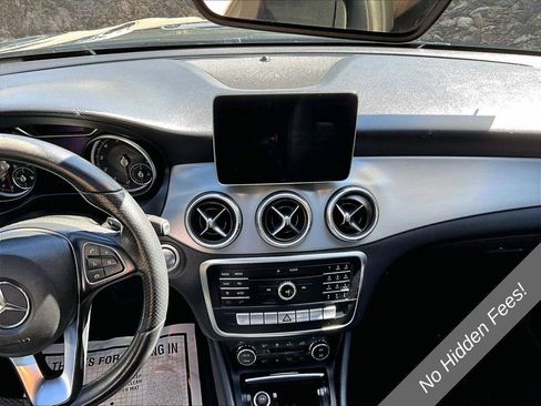 Used 2019 Mercedes-Benz CLA 250 4MATIC image 6