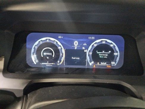 Used 2025 Toyota Tacoma TRD Sport image 16