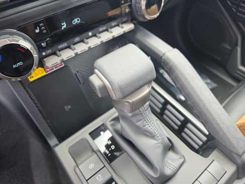 New 2026 Toyota 4Runner Limited AWD/4WD image 20