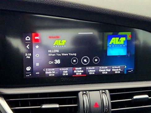 Used 2022 Alfa Romeo Giulia Veloce image 19