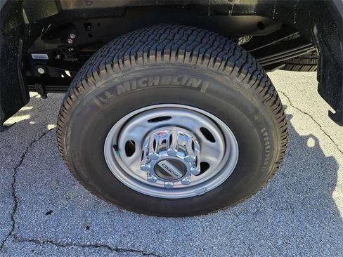 Certified 2025 Ford F250 XL image 38