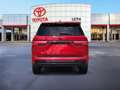 Used 2024 Toyota Sequoia Platinum image 6