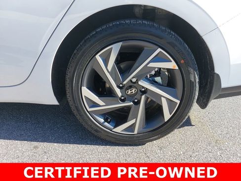 Used 2025 Hyundai Elantra Limited FWD image 37