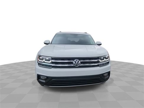 Used 2018 Volkswagen Atlas SE image 3