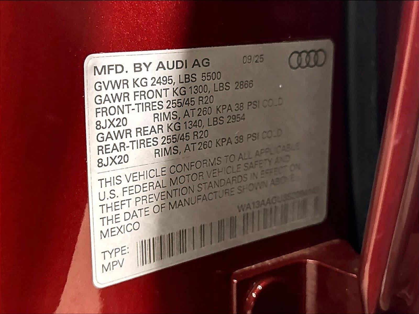 Used 2025 Audi Q5 Prestige AWD/4WD image 32