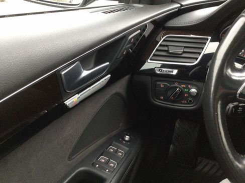 Used 2017 Audi A8 L 4.0T w/ Driver Assistance Package image 18
