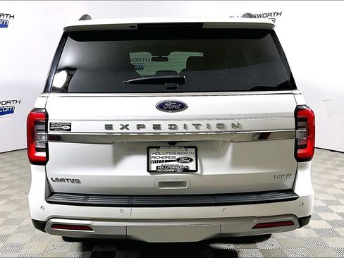 Used 2024 Ford Expedition Max Limited image 4