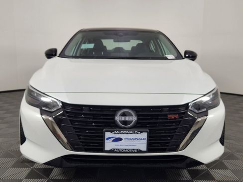 New 2025 Nissan Sentra SR w/ SR Premium Package image 7