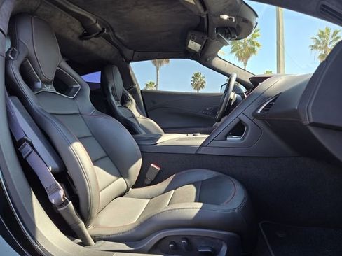 Used 2016 Chevrolet Corvette Z06 w/ 3LZ Preferred Equipment Group image 14