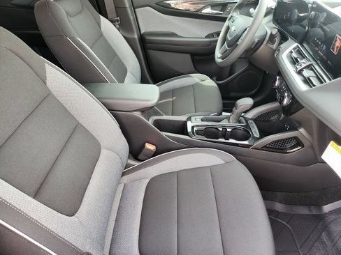 New 2026 Chevrolet TrailBlazer LT FWD image 10