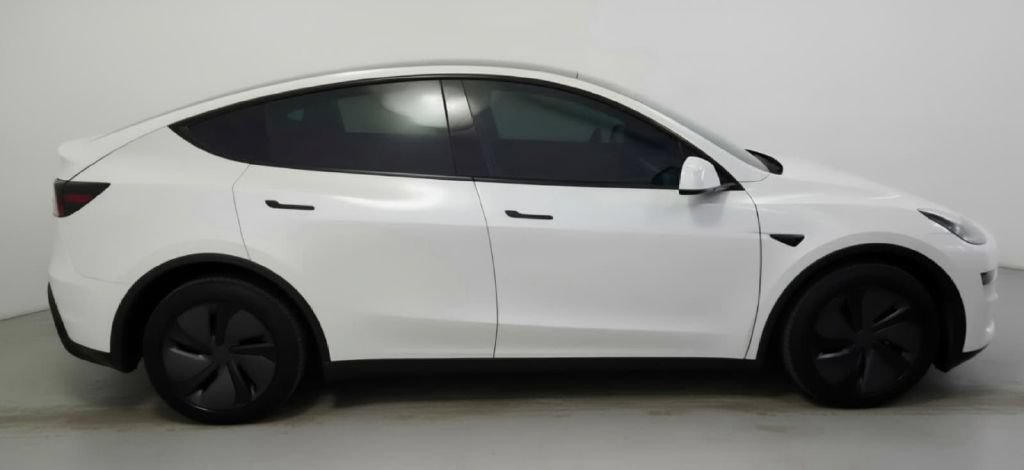 Used 2026 Tesla Model Y Long Range AWD/4WD image 5
