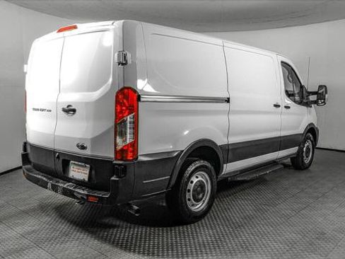 Used 2022 Ford Transit 250 Low Roof RWD image 8