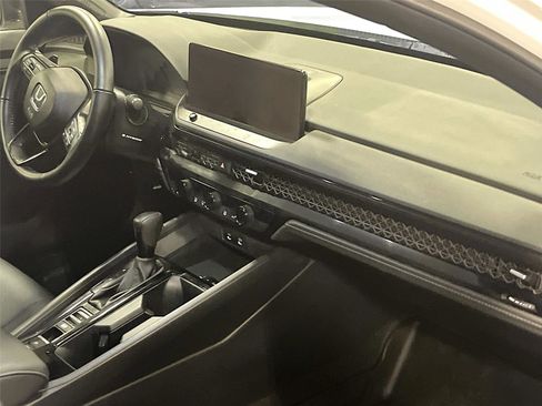 Used 2023 Honda Accord Sport image 30