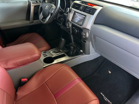 Used 2011 Toyota 4Runner Trail image 15