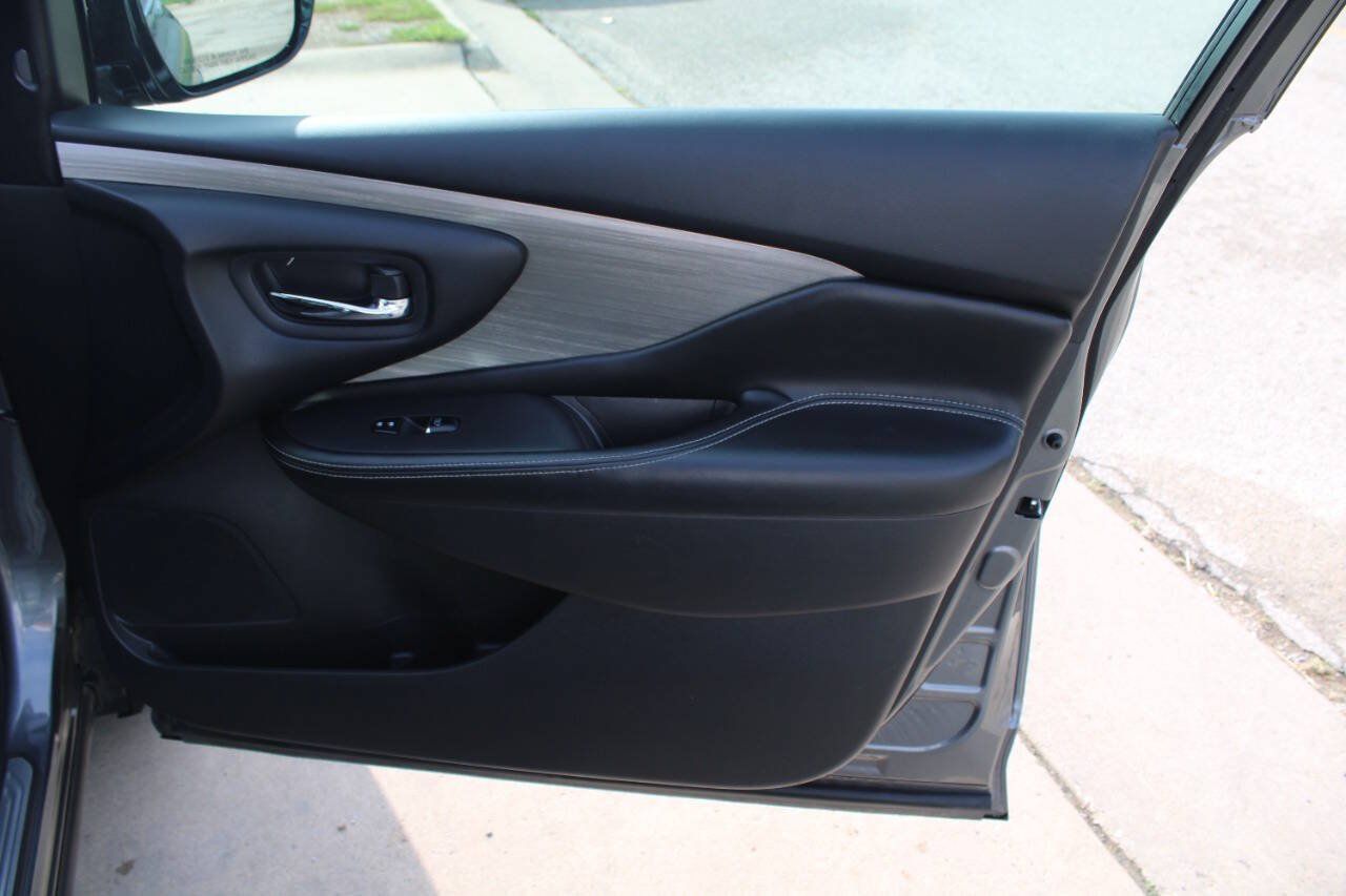Used 2015 Nissan Murano SL w/ SL Technology Package AWD/4WD image 10