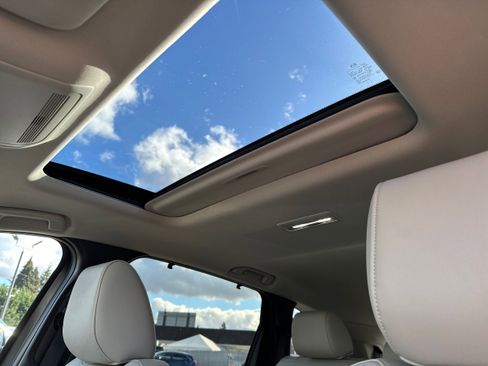 Used 2024 MAZDA CX-90 Plug-In Hybrid w/ Preferred image 21