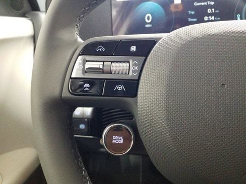 New 2026 Hyundai Ioniq 5 SEL image 5