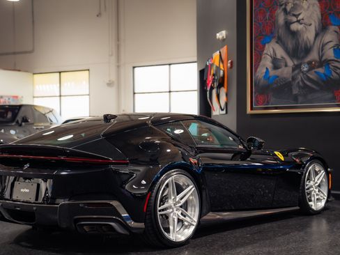 Used 2025 Ferrari 12Cilindri RWD image 49
