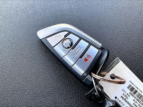 Used 2018 BMW 530i image 14