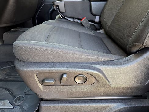 Used 2025 Chevrolet Silverado 1500 LT w/ Safety Package RWD image 23