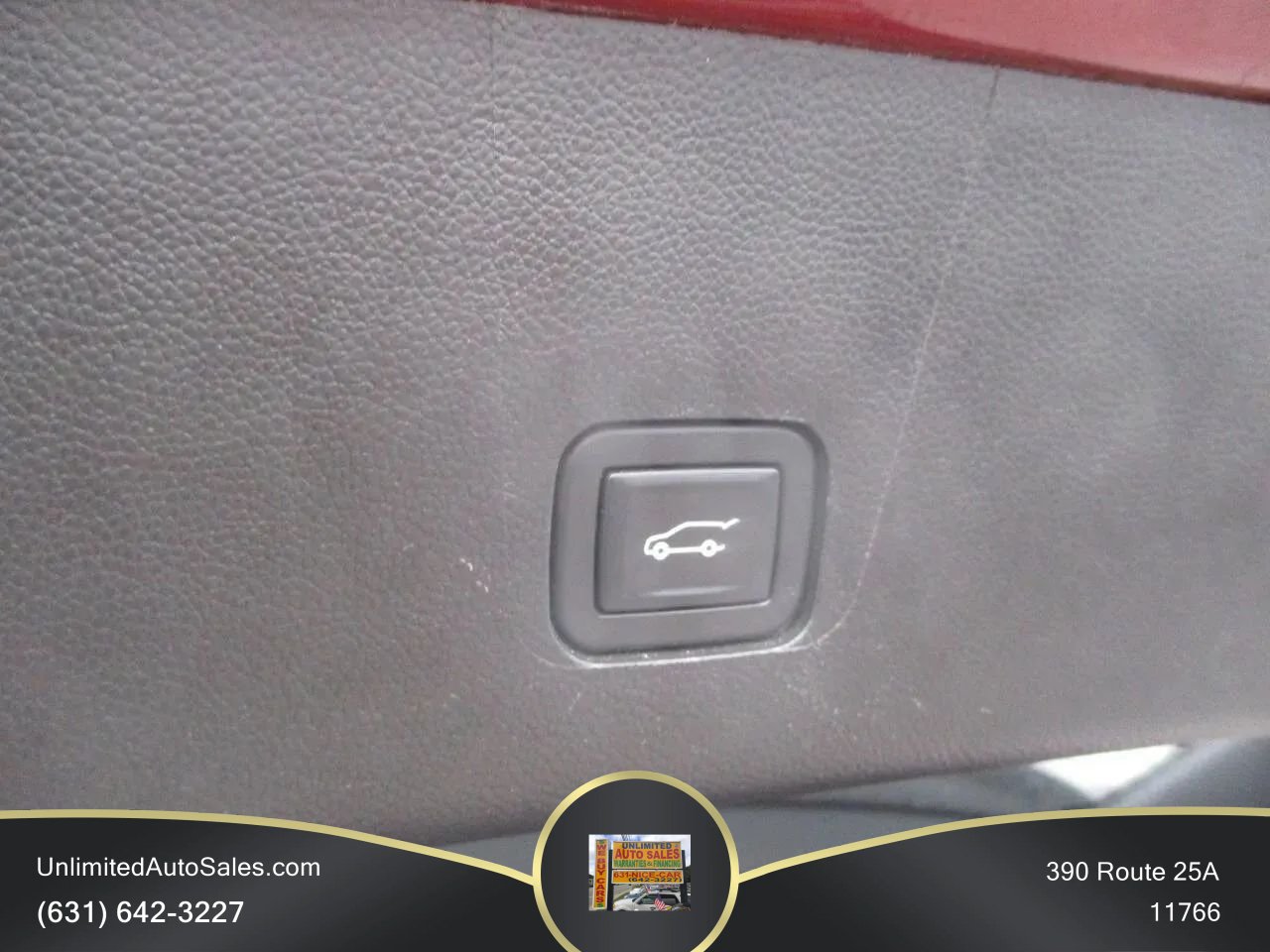 Used 2020 Chevrolet Traverse LT AWD/4WD image 16