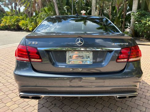 Used 2015 Mercedes-Benz E 63 AMG S-Model image 4