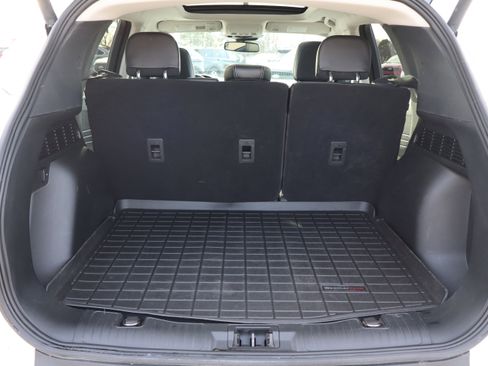 Used 2021 Ford Escape Titanium image 30