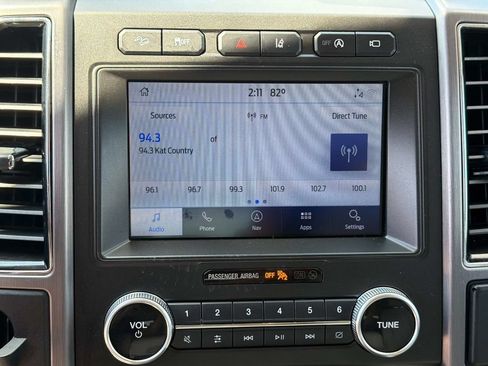 Used 2021 Ford Expedition Max Platinum AWD/4WD image 26