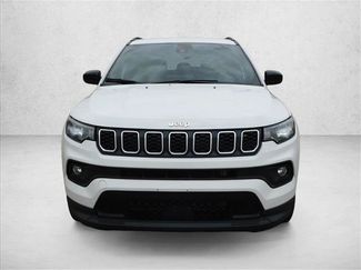 Used 2024 Jeep Compass Latitude AWD/4WD video 4