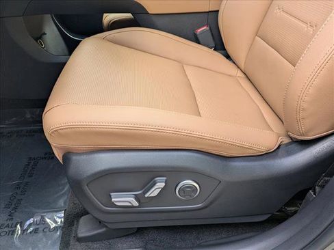 New 2026 Hyundai Santa Fe Limited FWD image 4