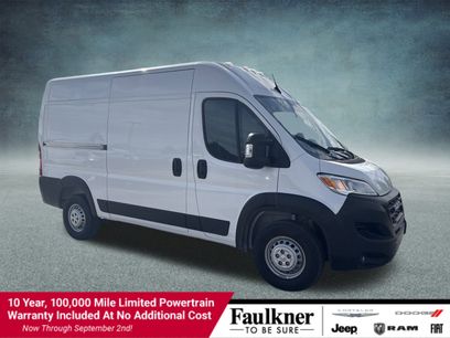 New 2025 RAM ProMaster 2500 w/ Convenience Group