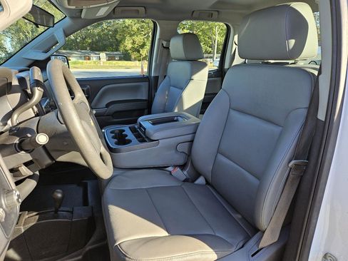 Used 2015 Chevrolet Silverado 2500 W/T AWD/4WD image 15