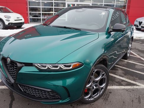 New 2024 Alfa Romeo Tonale Veloce image 33