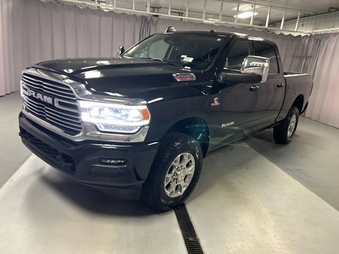 Used 2024 RAM 2500 Laramie w/ Safety Group AWD/4WD image 3