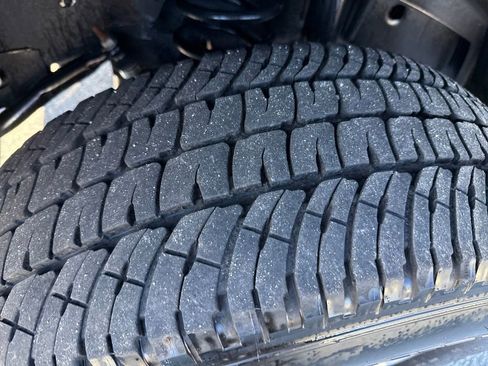 Used 2023 RAM 2500 Tradesman w/ Chrome Appearance Group image 37