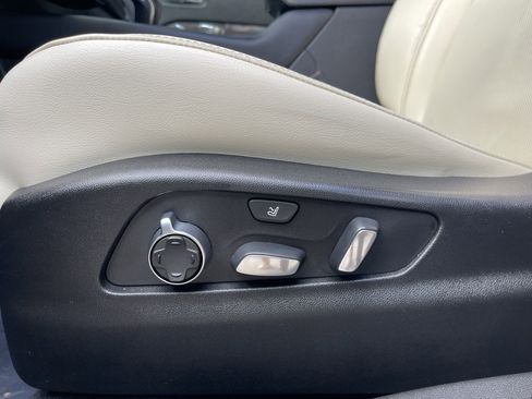 Used 2019 Cadillac XT4 Sport image 35