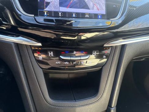 Used 2021 Cadillac XT6 Sport image 27