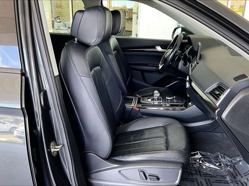 Used 2018 Audi Q5 2.0T Premium w/ Convenience Package image 29