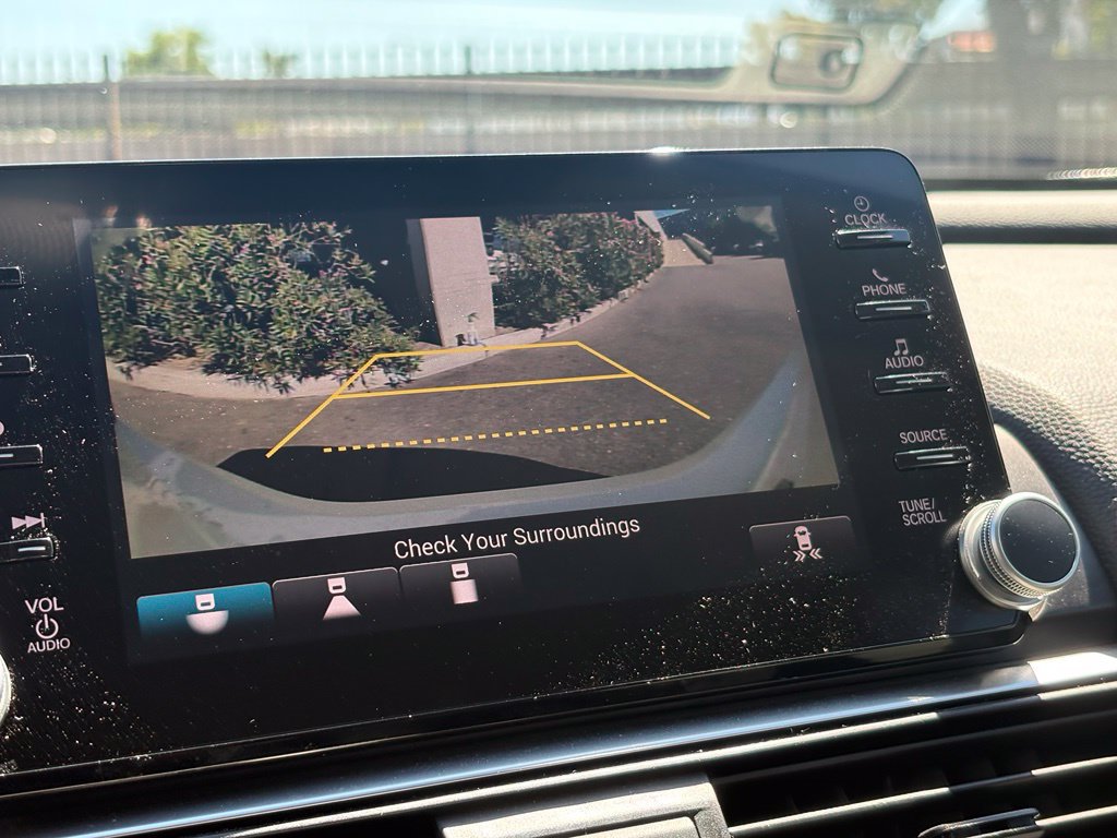 Used 2018 Honda Accord EX image 13