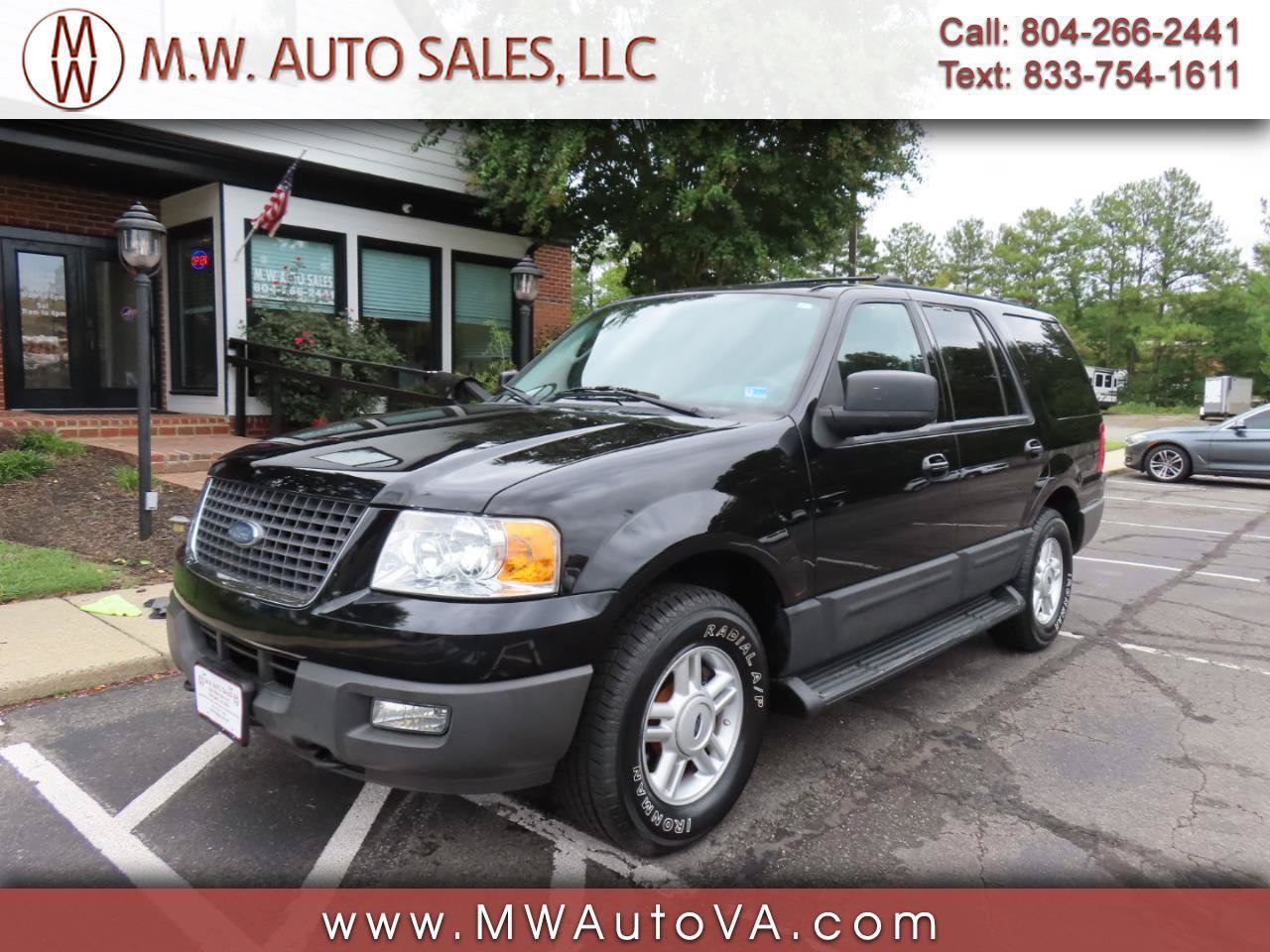 Used 2004 Ford Expedition XLT AWD/4WD image 1