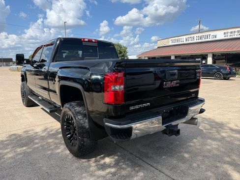 Used 2019 GMC Sierra 2500 SLT AWD/4WD image 5