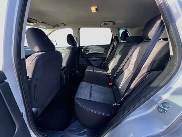 Used 2024 Nissan Rogue SV FWD image 18