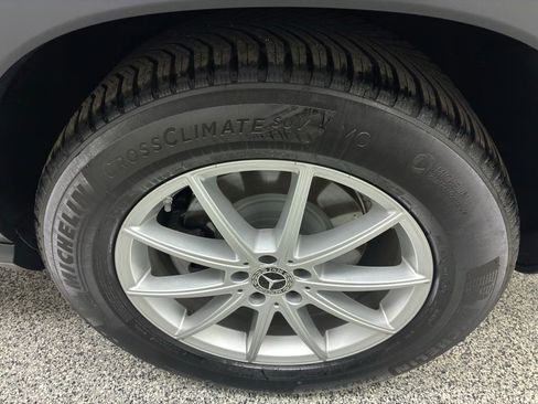 Used 2024 Mercedes-Benz GLE 450 4MATIC image 15